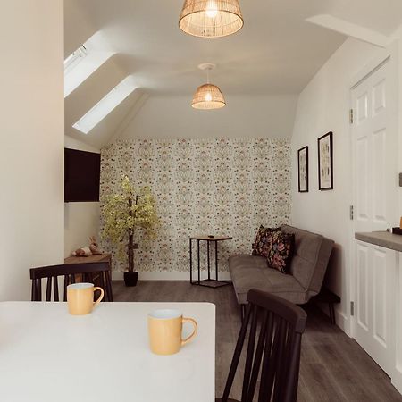 London Colney Lowbell House מראה חיצוני תמונה